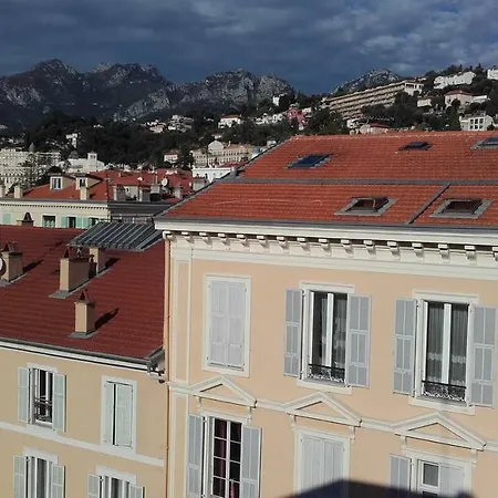 Chez Linette, 22 Place Saint-roch Apartment Menton